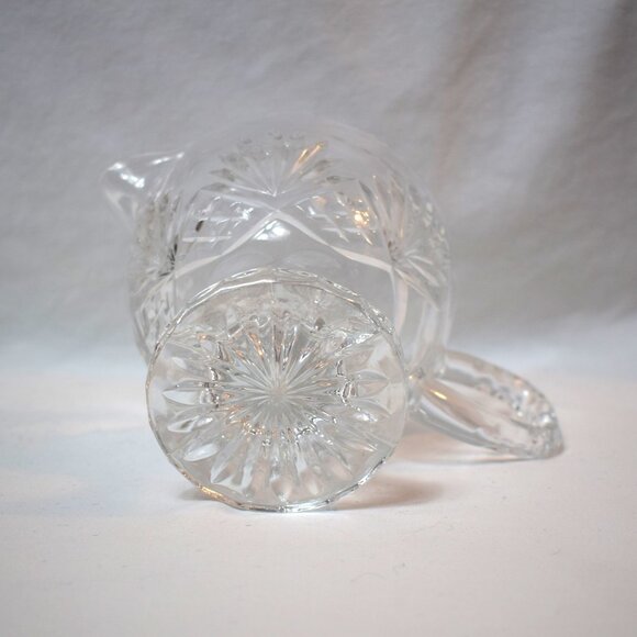 Vintage Heavy Lead Crystal Pineapple Star Gravy Boat Footed Pitcher - Picture 5 of 5